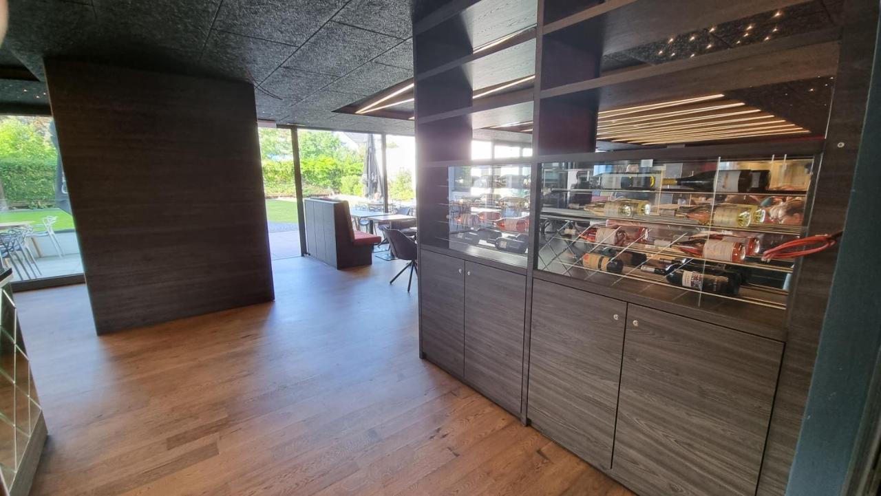 Hotel Crede Касел Екстериор снимка